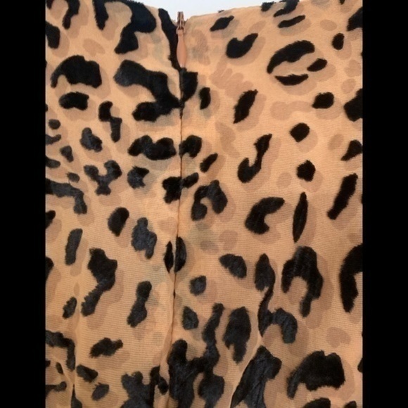 ZY Leopard Print Midi Dress with slit Size XS - Picture 15 of 16
